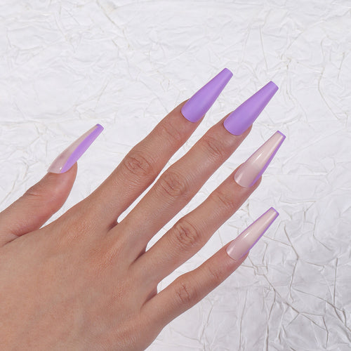 Elegante Matte Lange Stiletto-Nagelspitzen Karnz