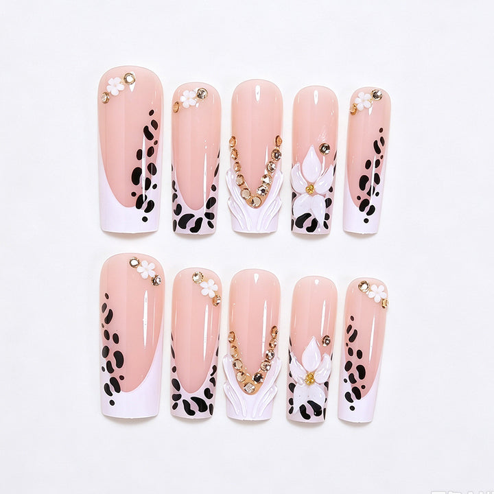 Künstlerische Nagelkunst Tipps Karnz