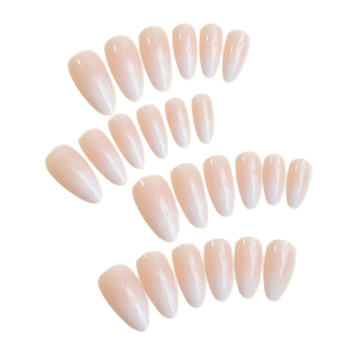 Elegante ovale Nagelkunst Karnz