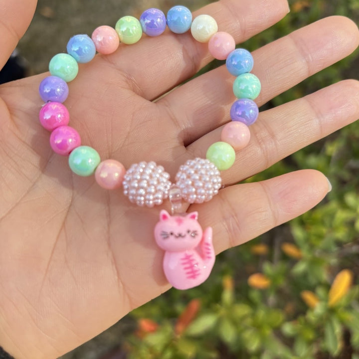 Buntes Armband mit Blumenanhängern Karnz
