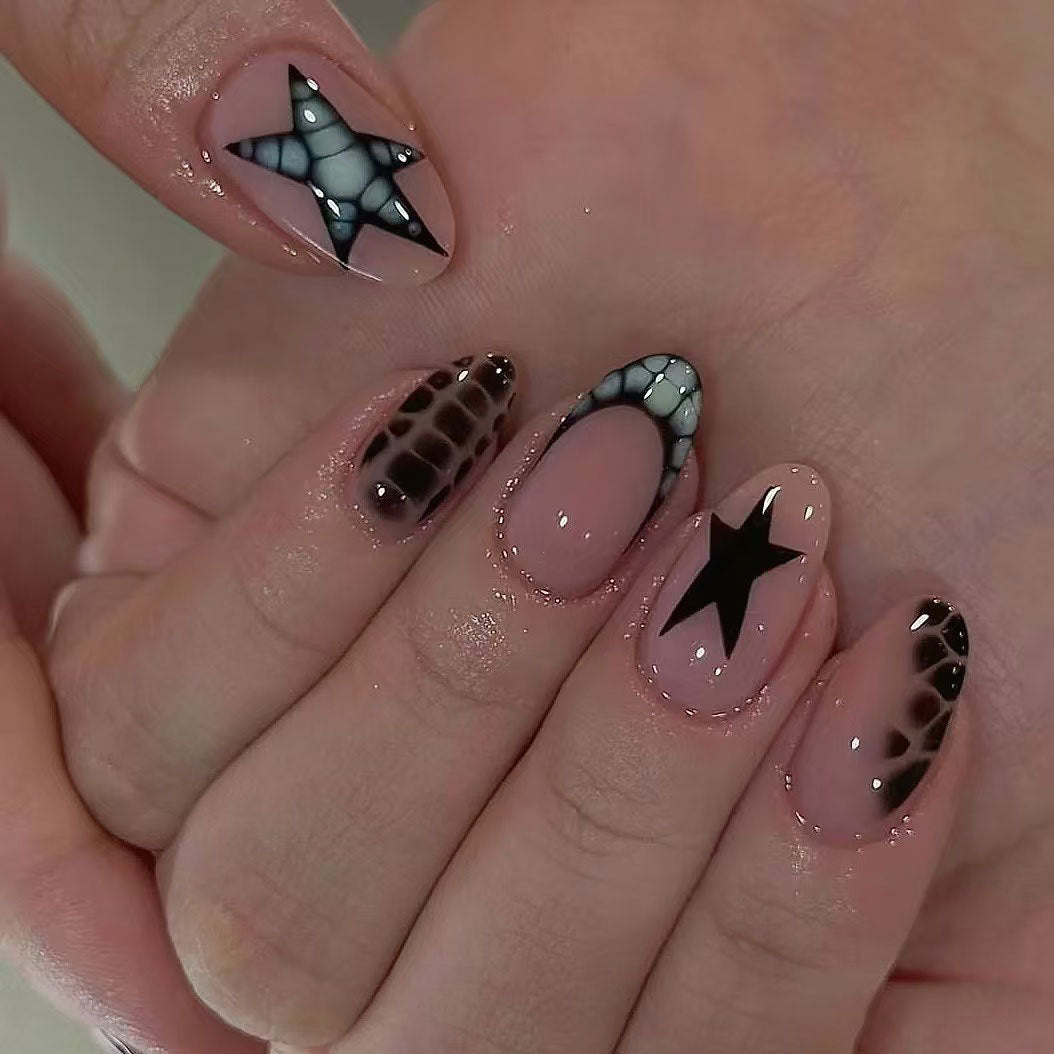 Künstlerisches Stern- und geometrisches Nagelkunst-Kit