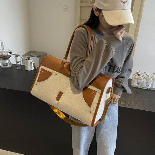 Stylische Canvas-Wochenendtasche