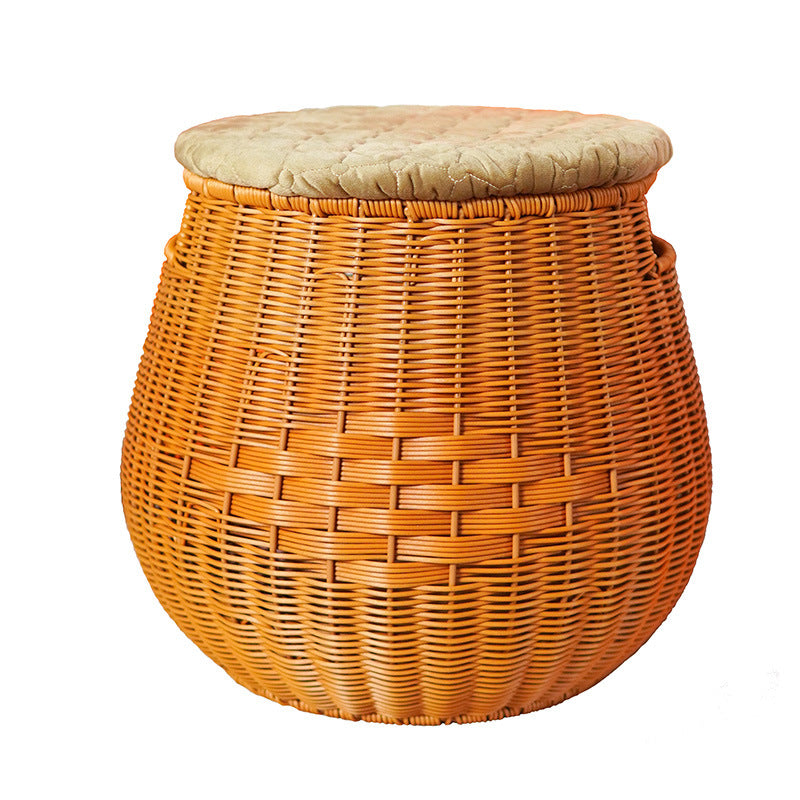 Gemütlicher Rattan Aufbewahrungshocker Karnz