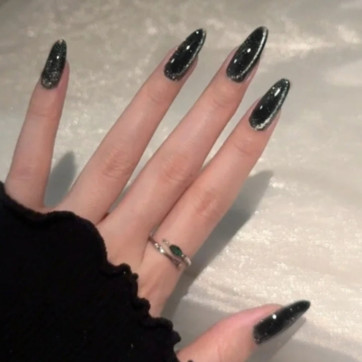 Glänzende Press-On Nageltips Set Karnz 1787225302