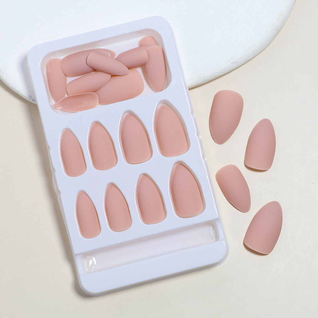 Professionelle mandelförmige Press-On-Nagelspitzen Karnz