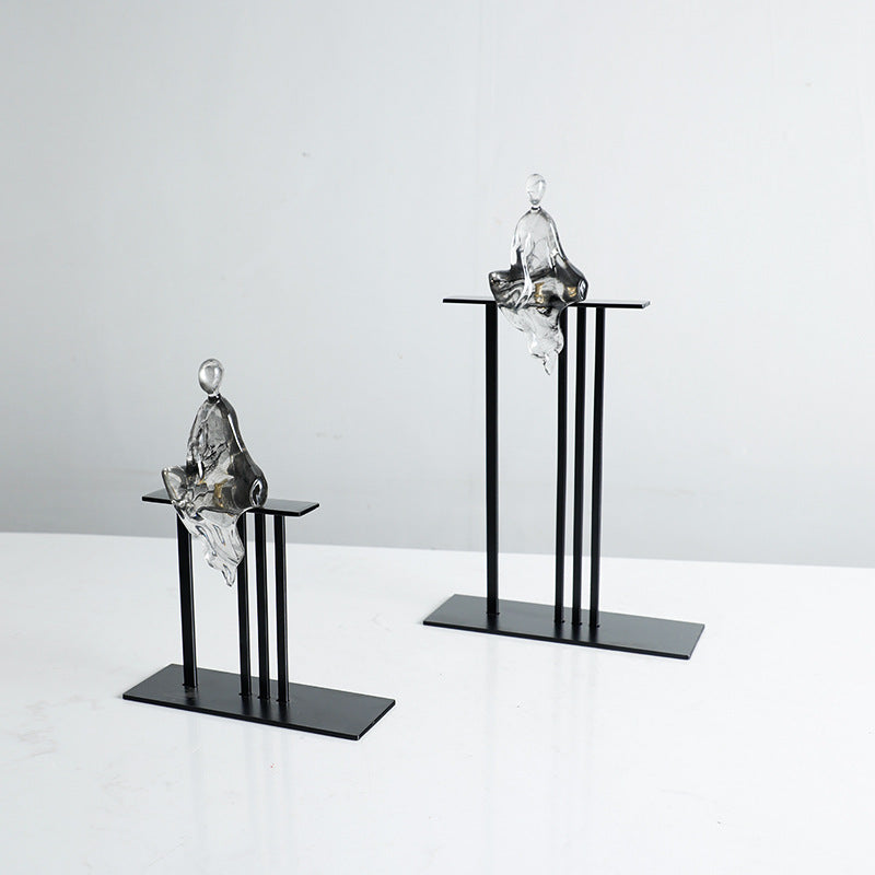 Zeitgenössische abstrakte figurative Skulptur