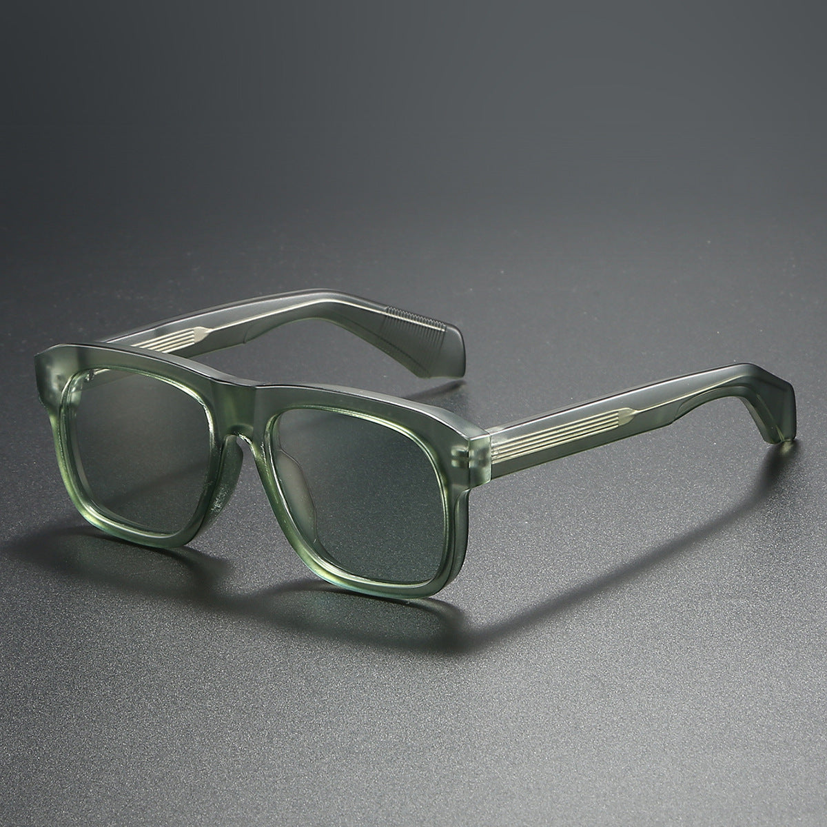 Damen moderne Sonnenbrille mit ergonomischem Design und hochwertigem UV-Schutz Karnz
