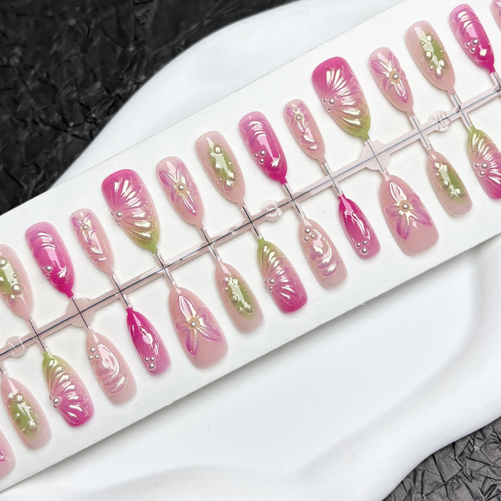 Künstlerische Nagelkunst Tipps 1790745833