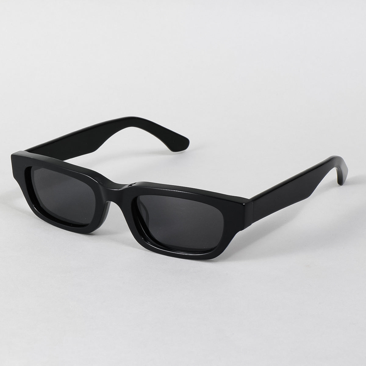 Damen modische Sonnenbrille im stilvollen Tortoise-Design Karnz
