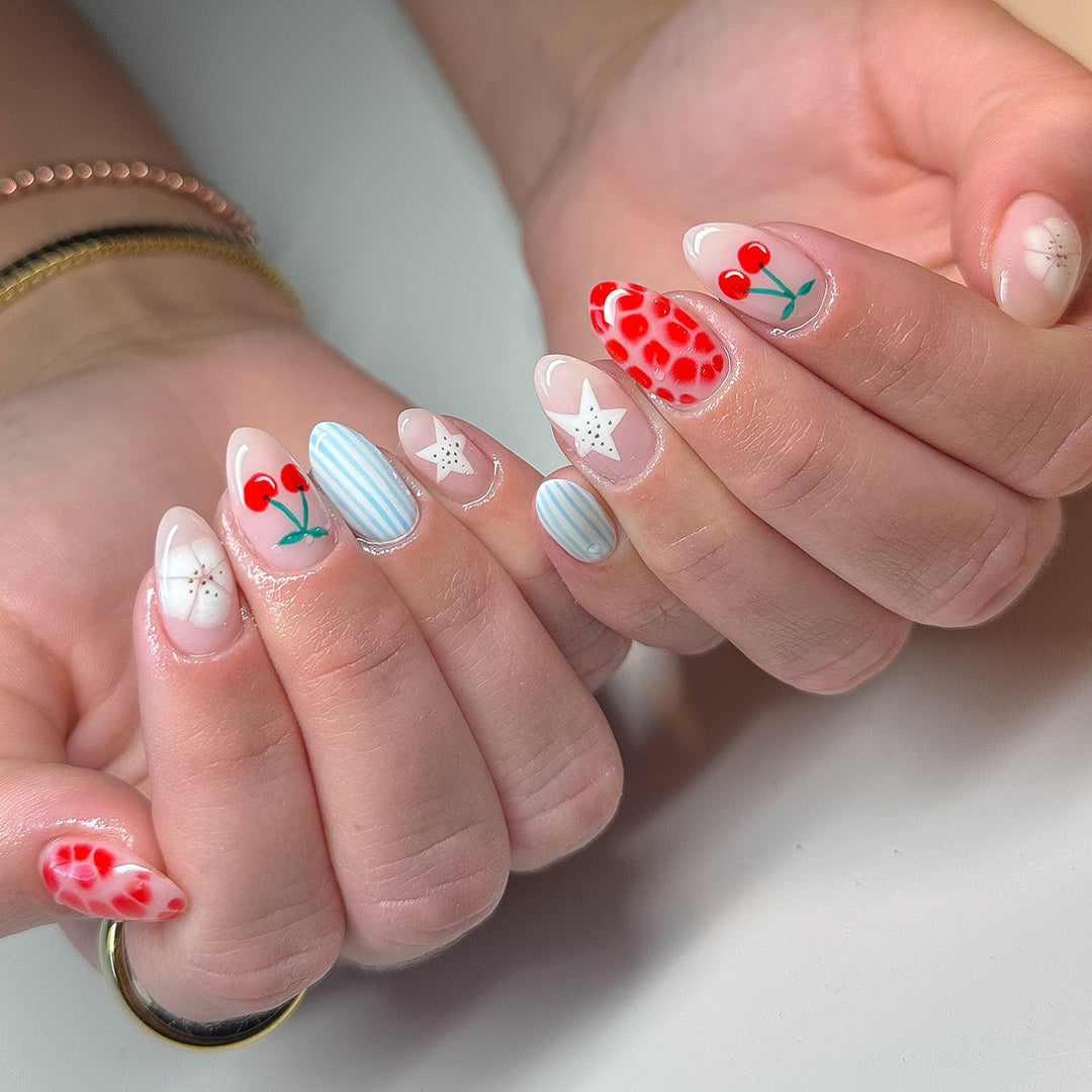 Verspieltes Künstlerisches Nageldesign-Set