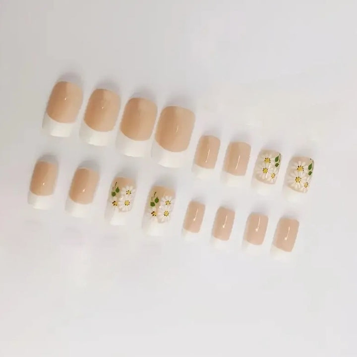 Floral French Tip Nagelkunst Verbesserungen Karnz