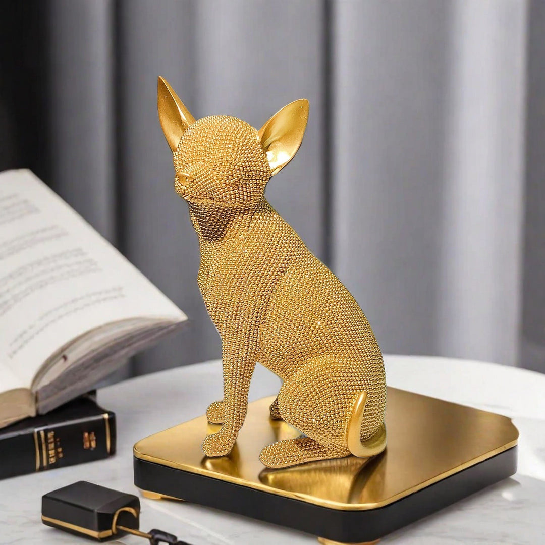 Dekorative Hundefigur im modernen Design Karnz