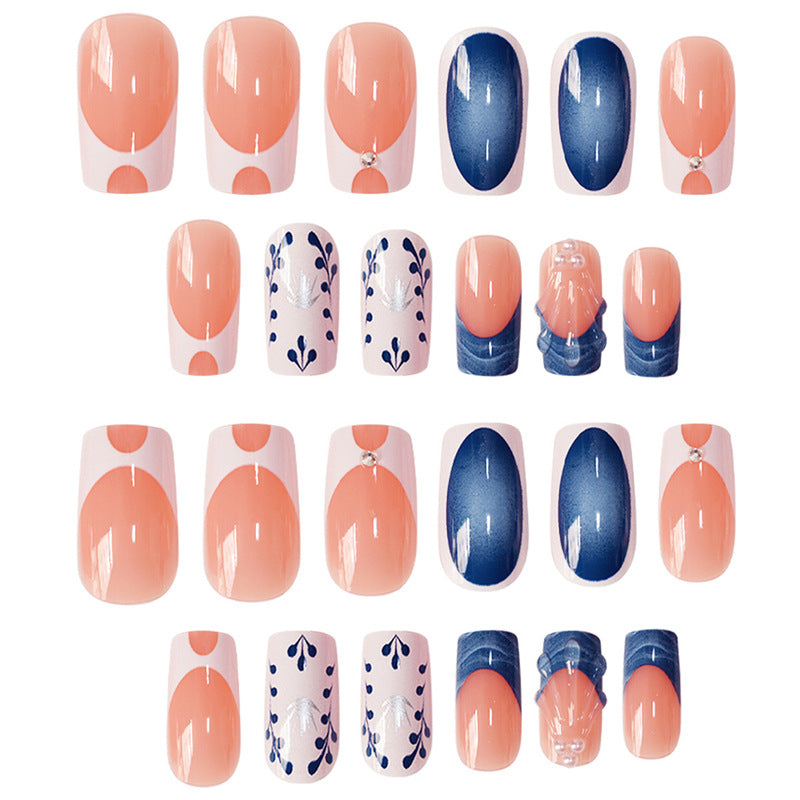 Künstlerisches dekoratives Press-On-Nagelset Karnz
