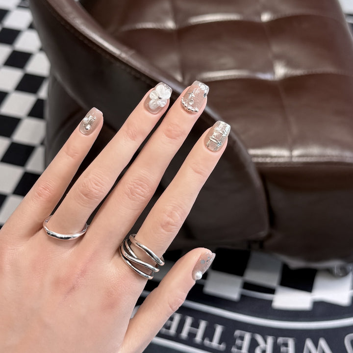 Dekorativer Acryl Press-On Nagelkunst Set Karnz
