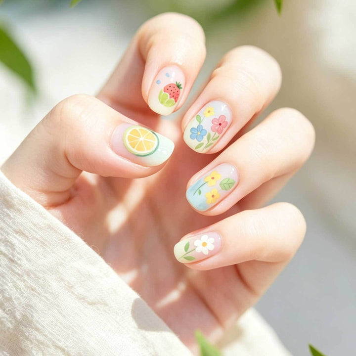 Verspielt Frucht- und Blumen-Nagelkunst