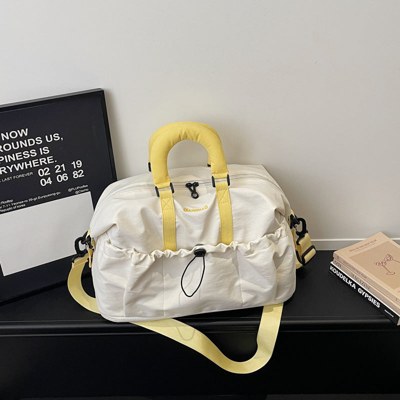 Funktionales Travel Handheld