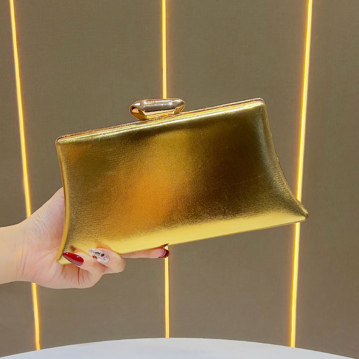 Elegante metallische Abendtasche