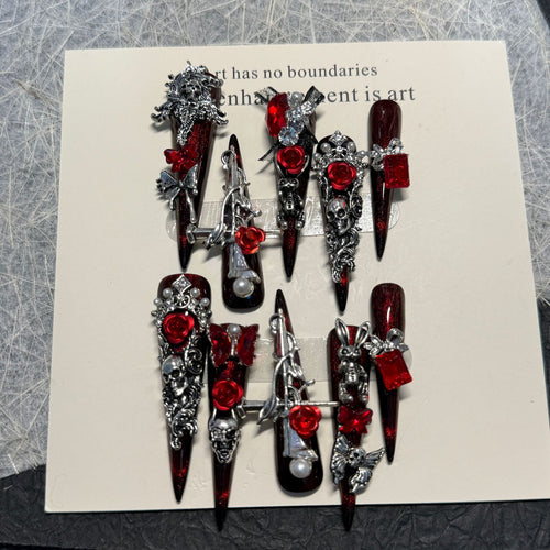 Gothic-inspirierte kunstvolle Press-On-Nagelkunst-Set