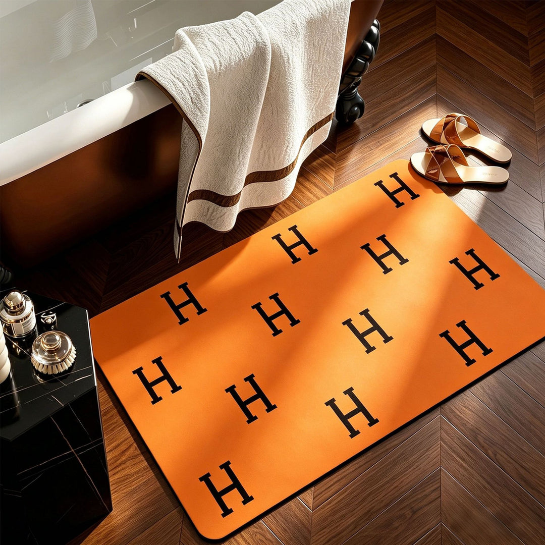 Elegante monogrammierte Badezimmermatte Karnz