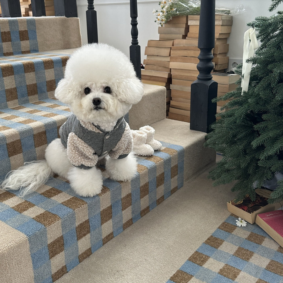 Sherpa-futterted Hoodie Hundepullover mit abnehmbaren Plüsch-Stiefeln
