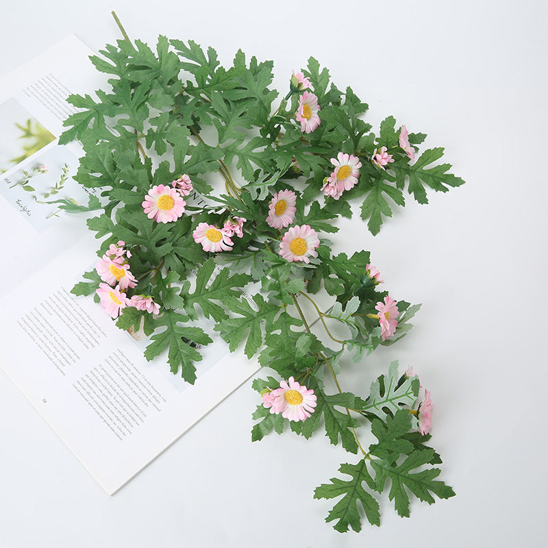 Realistische Gänseblümchen Blumenkranz