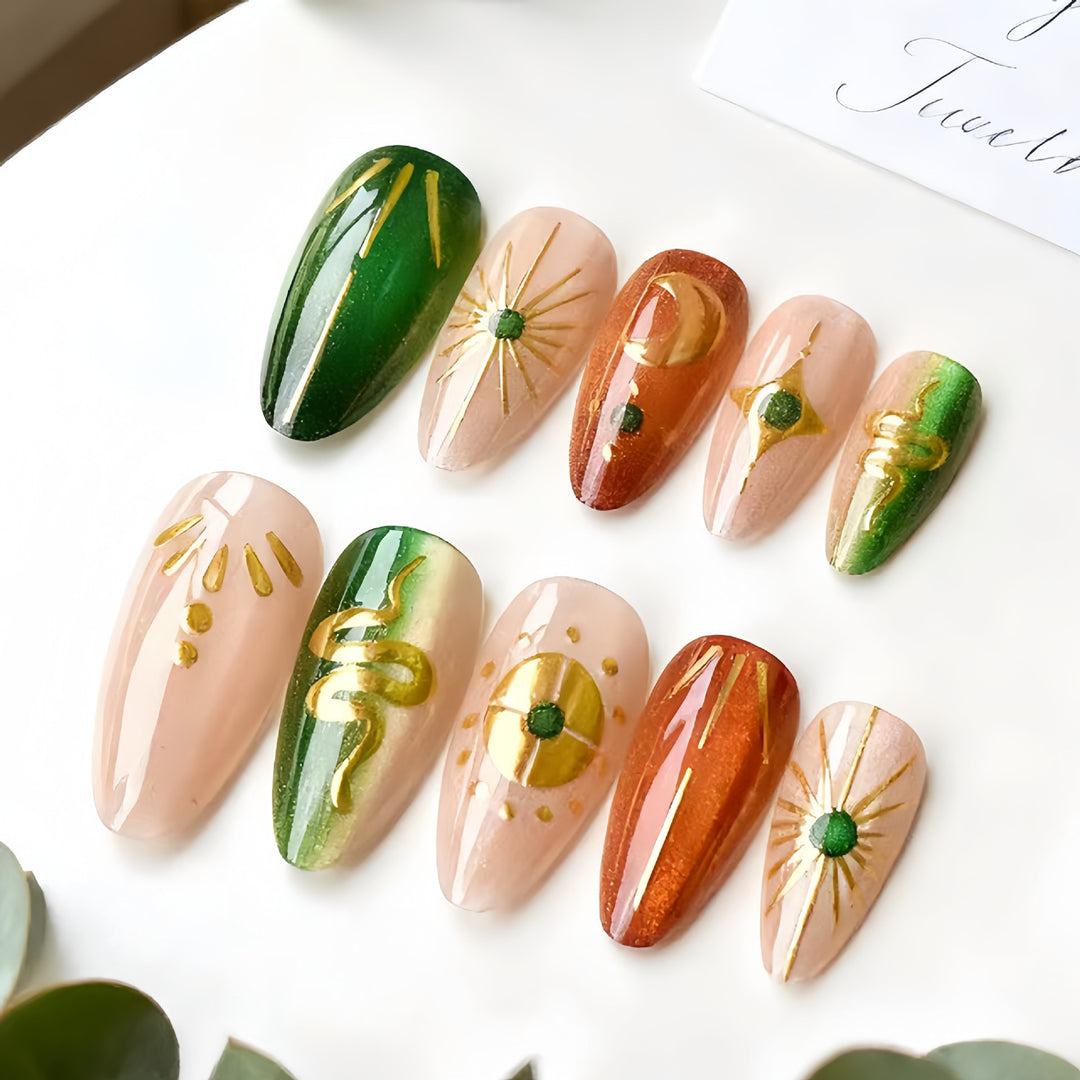 Künstlerisches Press-On-Nagelset mit geometrischem Design