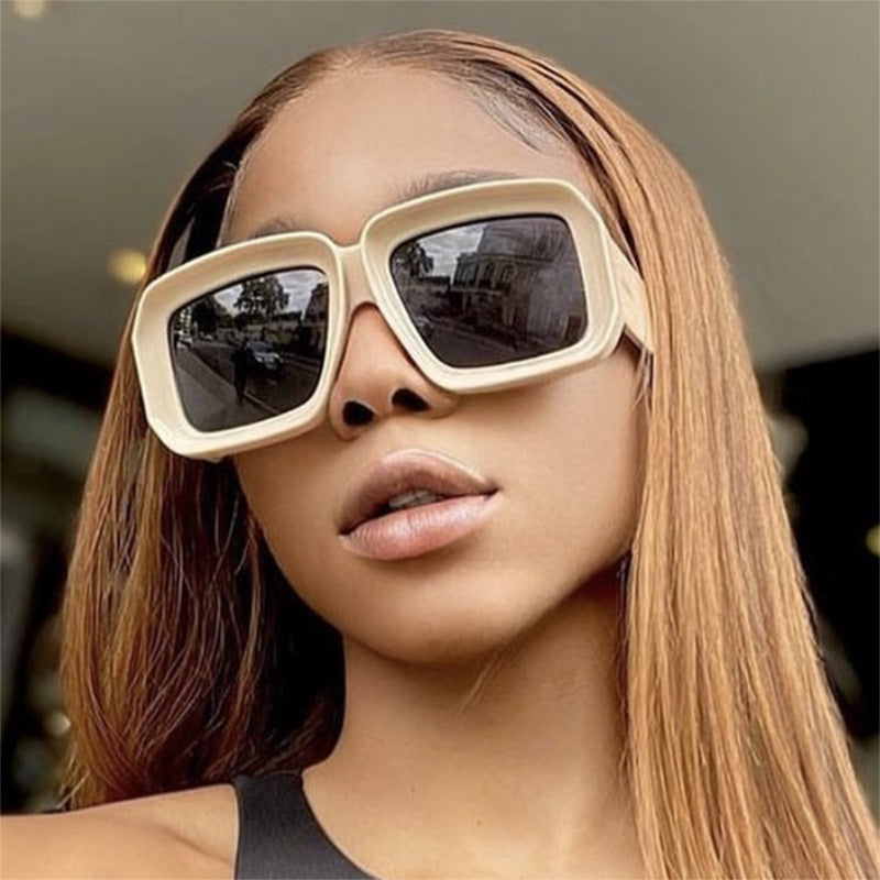 Damen modische Sonnenbrille mit eckigem Design und schickem Muster Karnz
