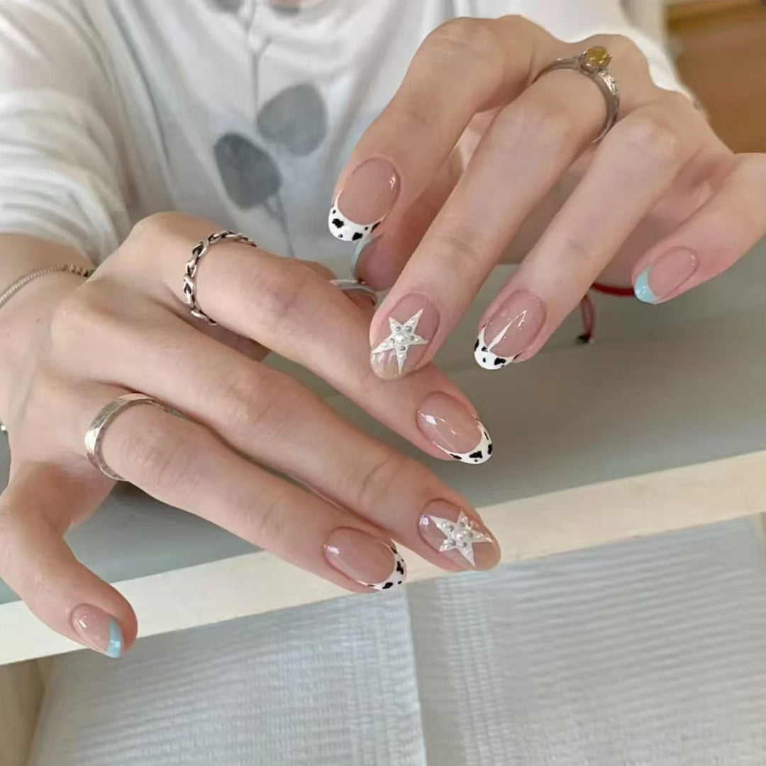 Künstlerisches saisonales Stern-Design Nagelkunst