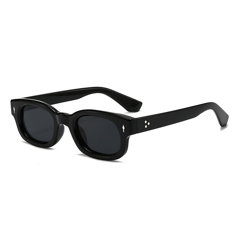 Damen stylische Sonnenbrille im trendigen Rahmen Karnz