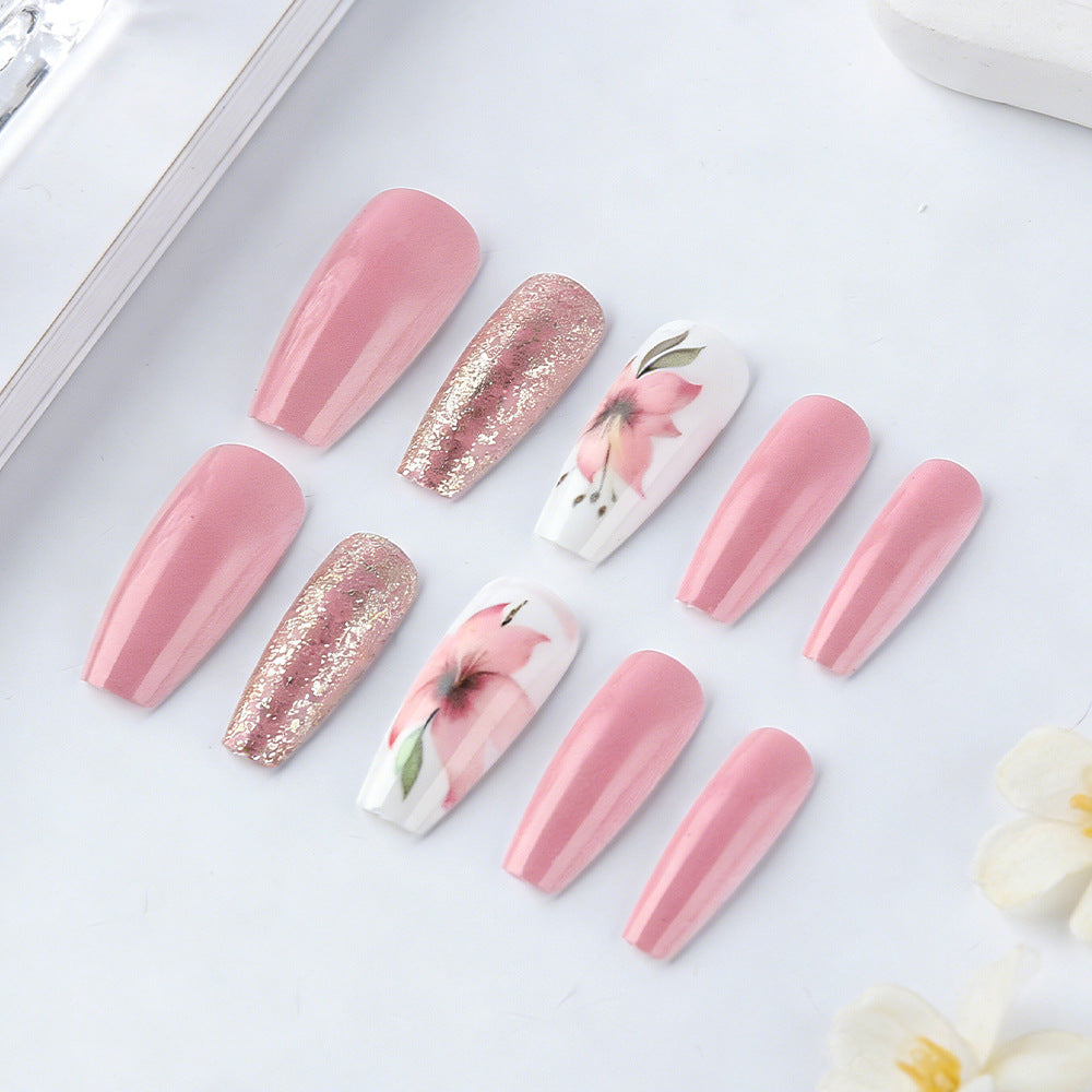 Florales Design Press-On Nagelkunst Set Karnz