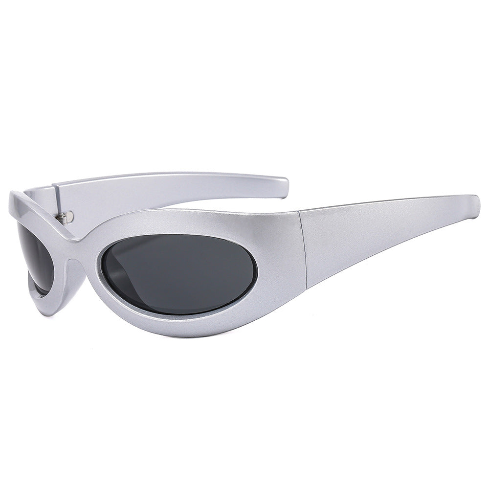 Damen modische Sonnenbrille mit ovalem Rahmen und modernem Finish Karnz