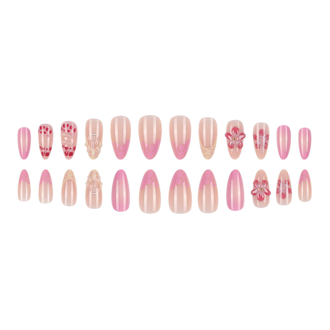 Blumeninspiriertes elegantes Press-On-Nagelset Karnz