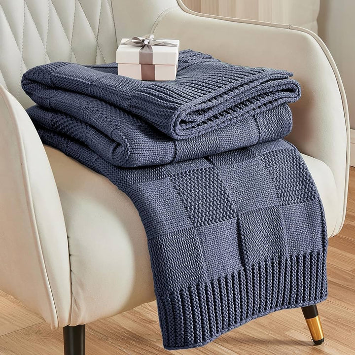 Strukturierte Strickdecke Karnz
