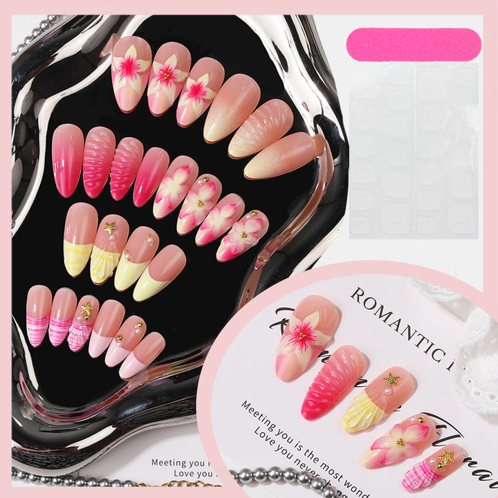 Blumen-inspirierte Press-On-Nagelkollektion Karnz