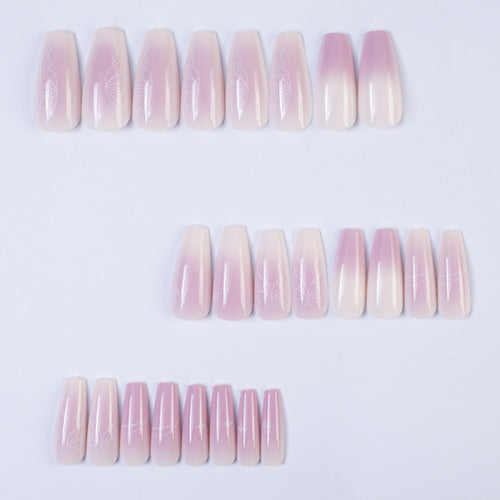 Kunstnägel mit Elegantem Ombre-Effekt Karnz