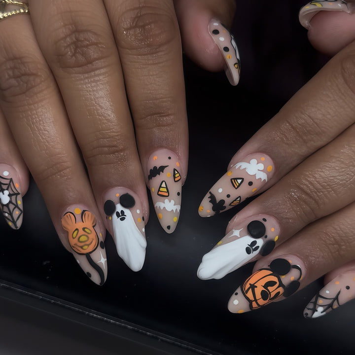 Kreatives Halloween Nageldesign Set Karnz