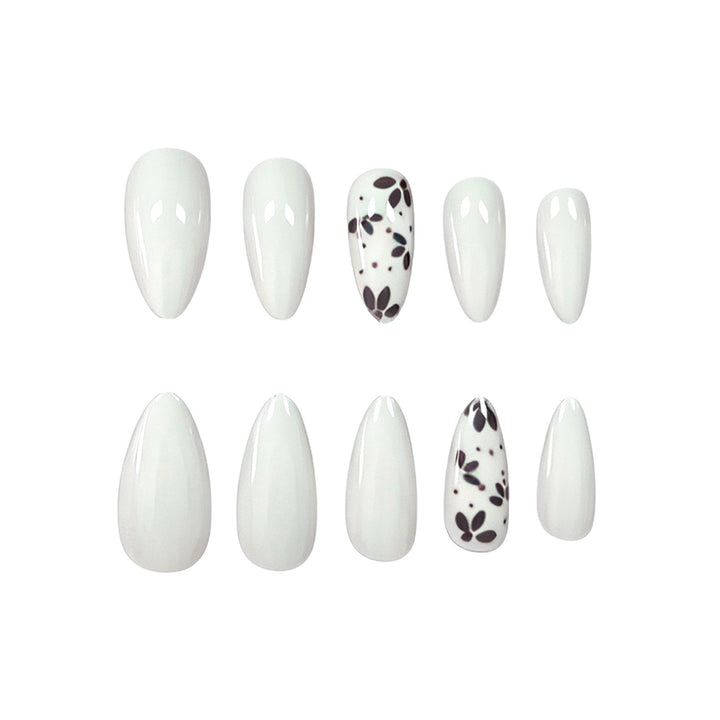 Künstlerische mandelförmige Nagelkunst-Verstärkungen Karnz