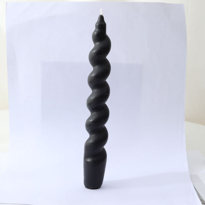 Dekorative gedrehte Spiralspitzkerze