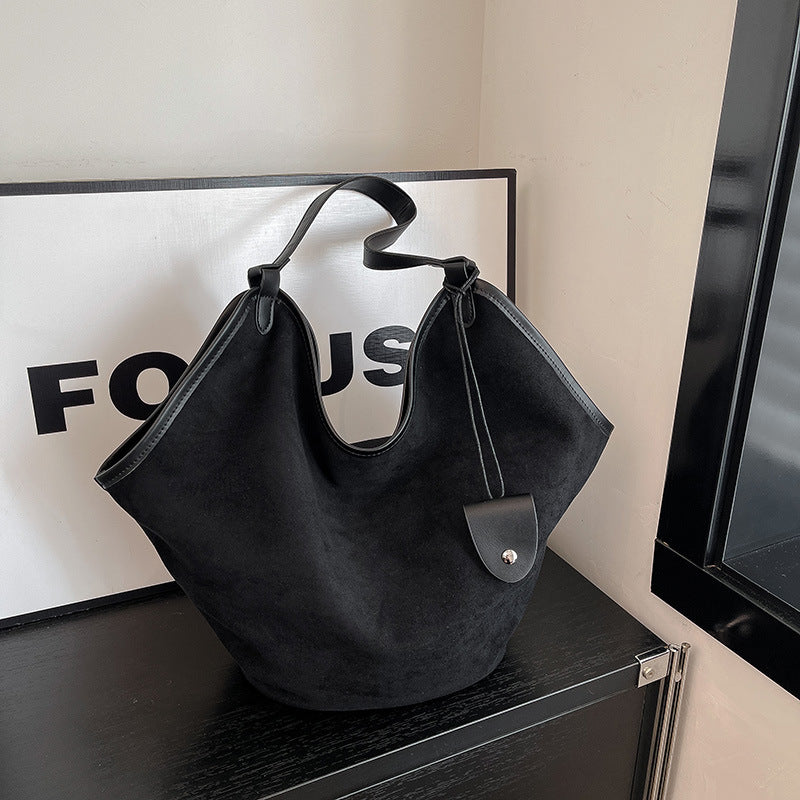 Wildleder Hobo Tasche Karnz