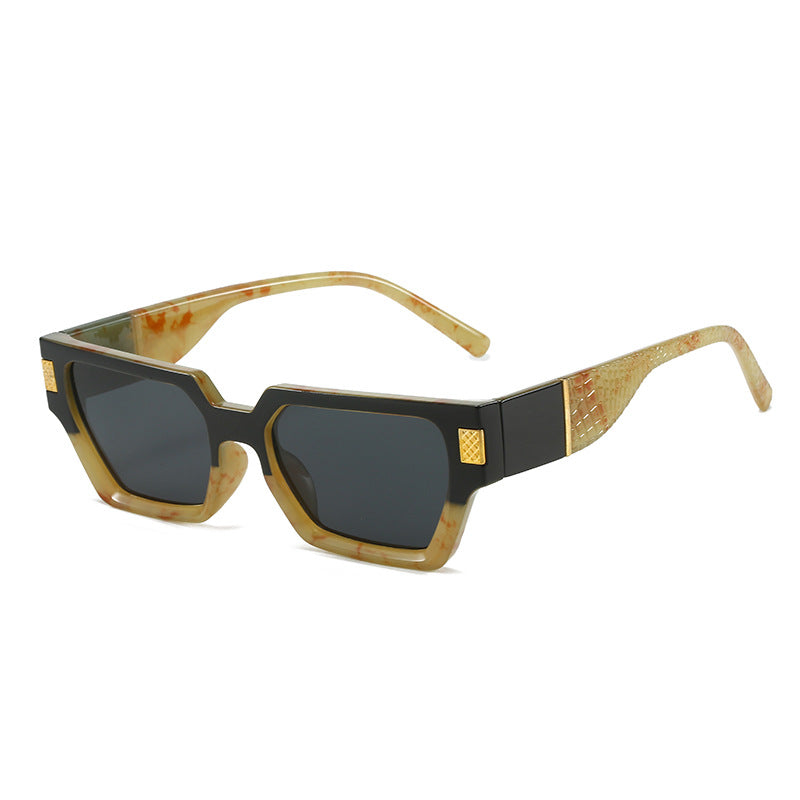 Damen modische Sonnenbrille mit einzigartigem geometrischen Rahmen und luxuriösen Details Karnz