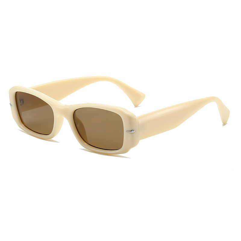 Retro-inspirierte dicke Rahmen-Sonnenbrille Karnz