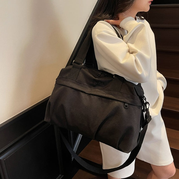 Stylische Multi-Funktions-Wochenendtasche