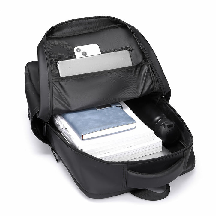 Schlanker minimalistischer Rucksack Karnz