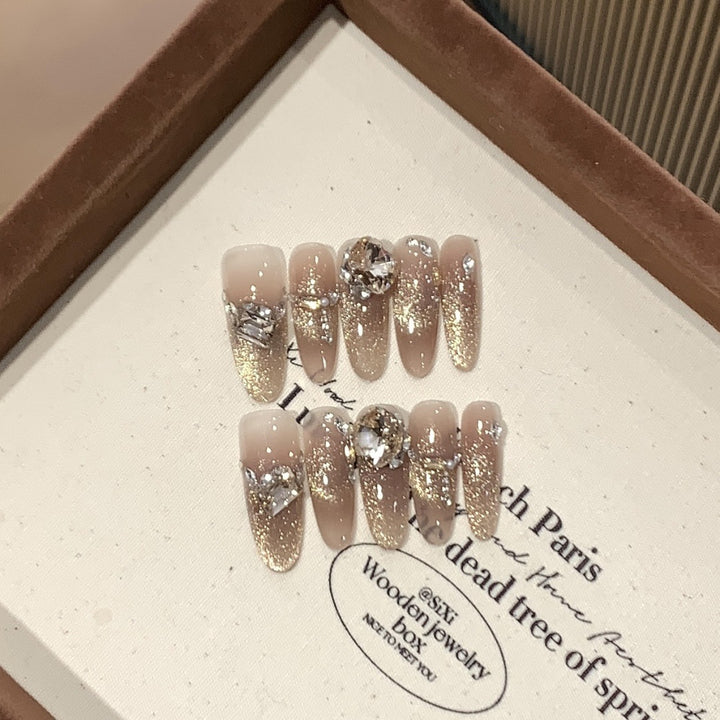 Glamorous Press-On Nail Art Set Karnz