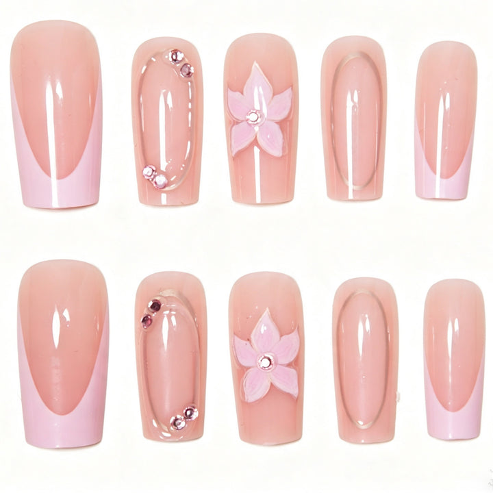 Elegantes florales Nagelkunst-Set Karnz