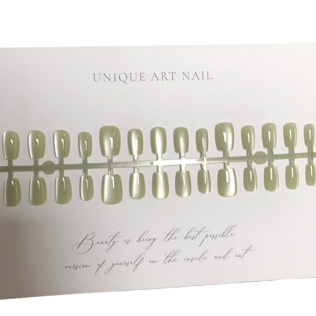 Press-on-Nagelkunst-Set mit elegantem glänzendem Finish