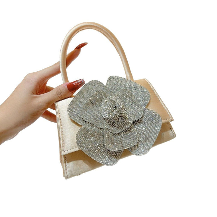 Blumenverziertes Satin-Handtasche