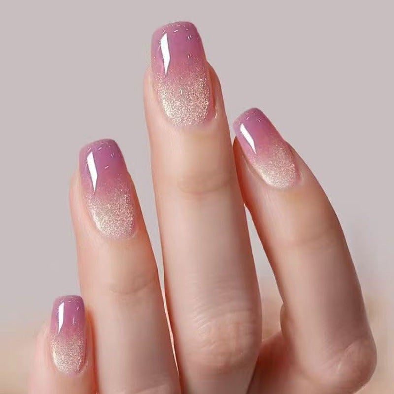 Dekorative Nagelkunst Karnz