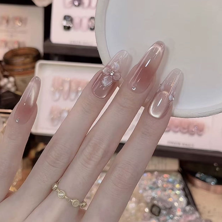 Press-On Nail Art Karnz