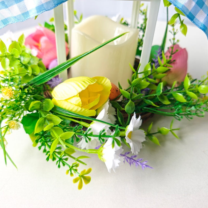 Dekorative Tischlaterne mit Kunstblumen und Schleife Karnz